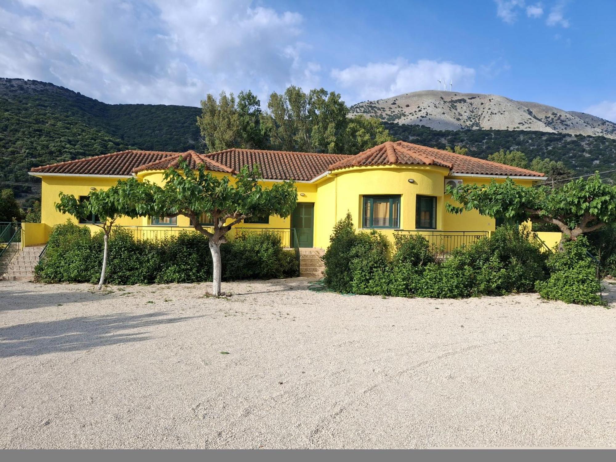 Countryside Studios Agia Efimia Exterior photo