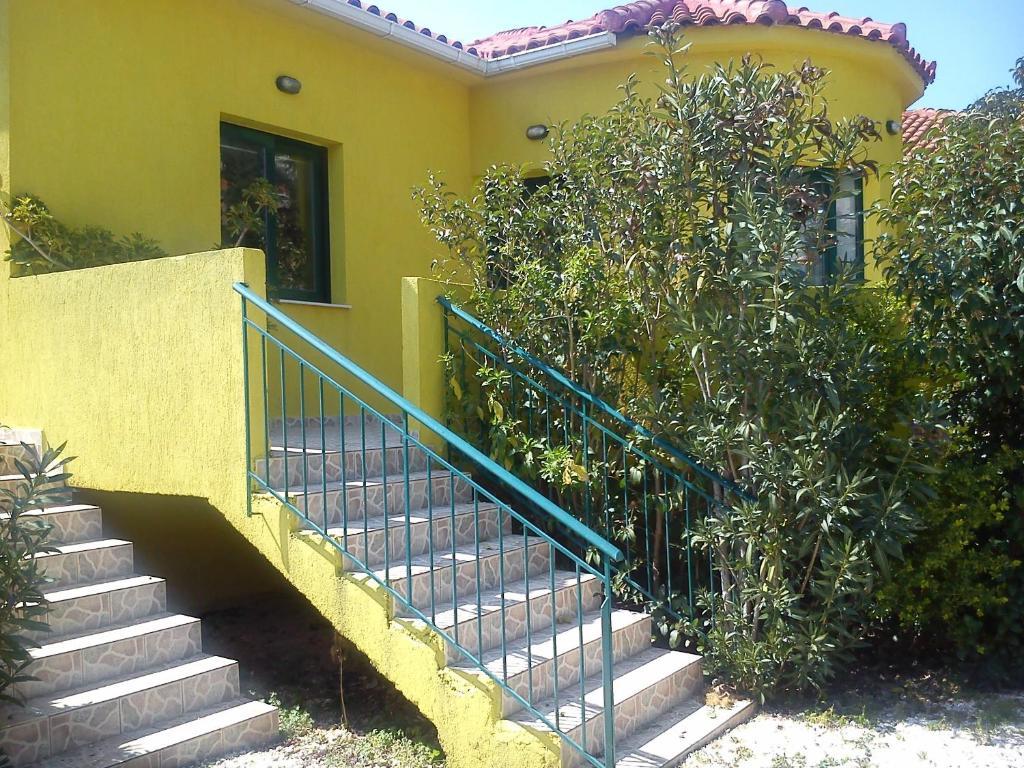 Countryside Studios Agia Efimia Exterior photo